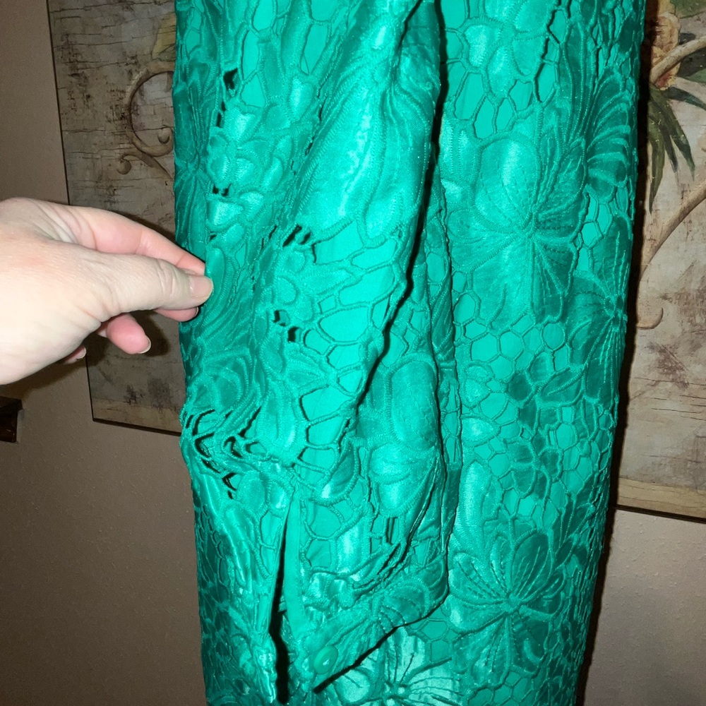 XS Tuckernuck Pomander Place Green Lace Cath Mini Dress - Picture 14 of 17